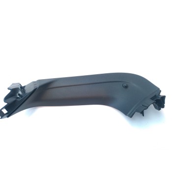 MOLDURAS TRASERAS 5FF8677044PK 