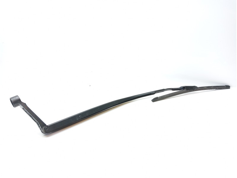 Recambio de brazo limpia delantero derecho para toyota c-hr hybrid advance referencia OEM IAM 85211F4011  