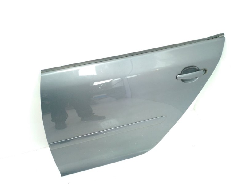 Recambio de puerta trasera izquierda para volkswagen golf v berlina (1k1) conceptline (e) referencia OEM IAM 1K6833105  