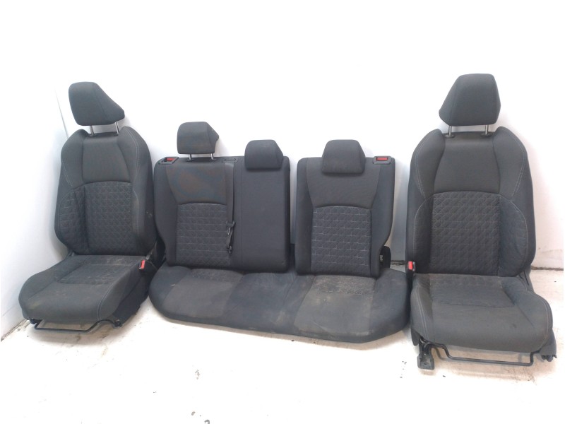 Recambio de juego asientos completo para toyota c-hr referencia OEM IAM 71074F4470C0  