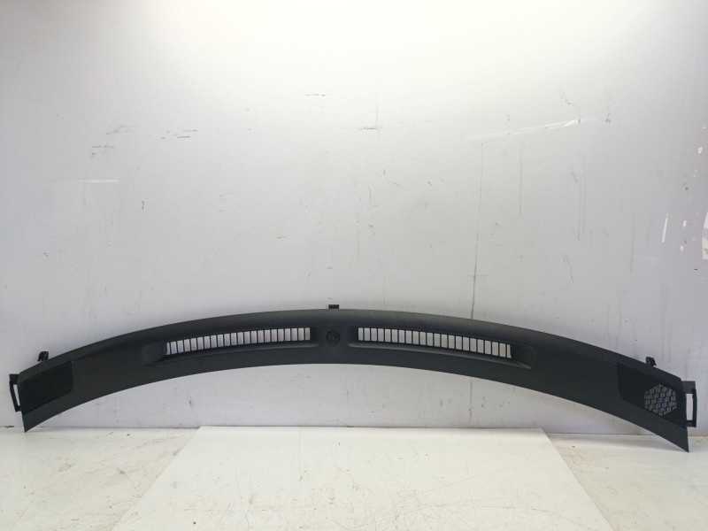Recambio de molduras delanteras para nissan qashqai ii (j11, j11_) 1.3 dig-t referencia OEM IAM 683104EH0A  