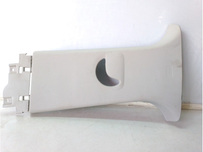 Recambio de moldura para toyota proace verso l2 family referencia OEM IAM 9816491477  