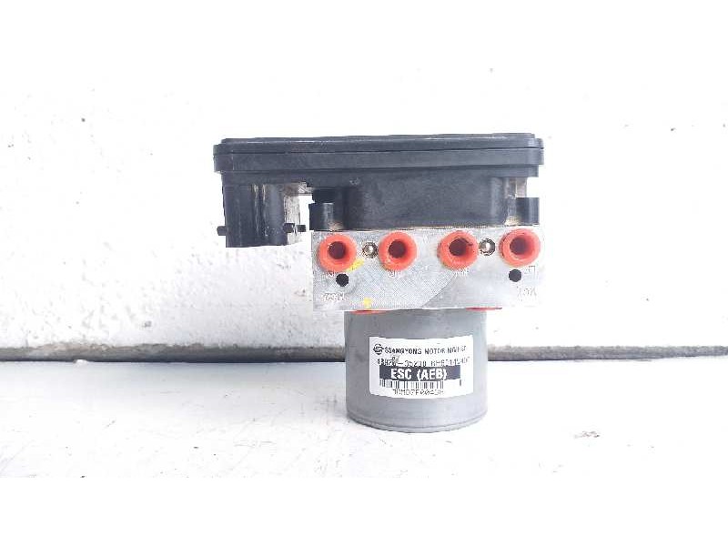 Recambio de abs para ssangyong tivoli crystal 4x2 referencia OEM IAM 4892035200  