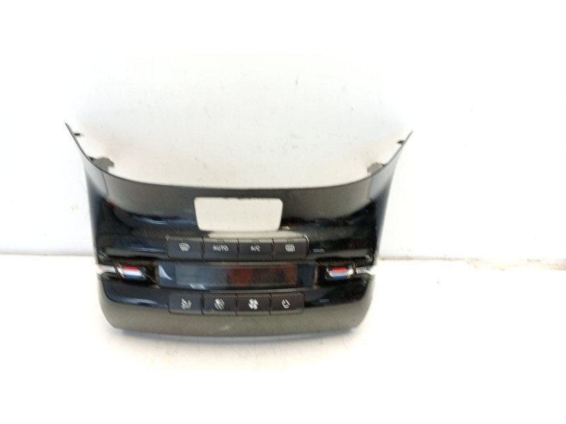 Recambio de mando climatizador para peugeot 208 referencia OEM IAM 96722471XU  