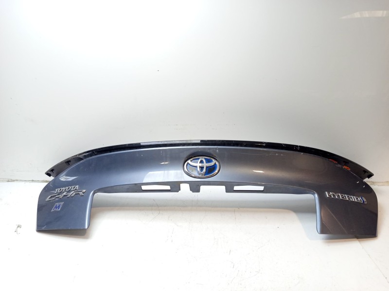 Recambio de molduras traseras para toyota c-hr referencia OEM IAM 76811F4901 76812F4120 