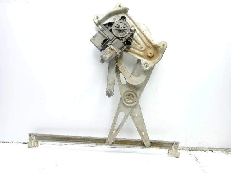 Recambio de elevalunas delantero derecho para renault megane iii berlina 5 p dynamique referencia OEM IAM 807203154R  