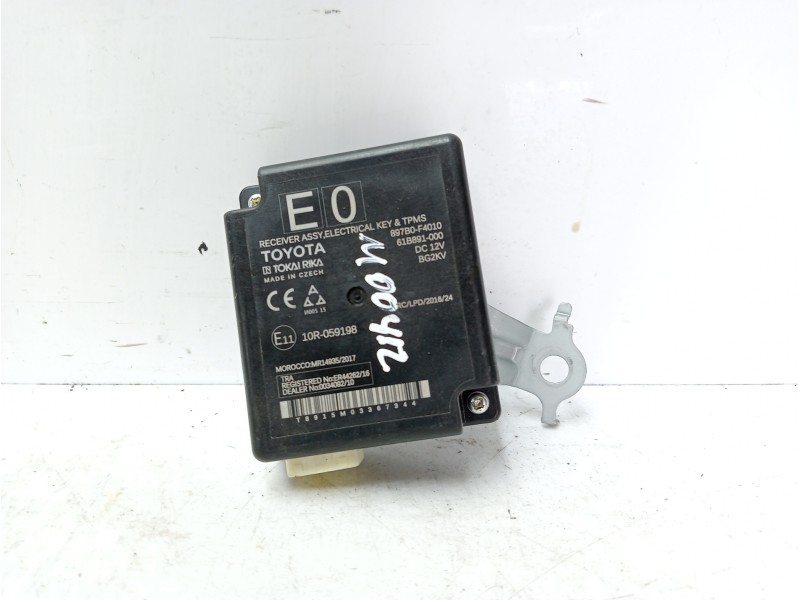 Recambio de modulo encendido para toyota c-hr referencia OEM IAM 897B0F4010  