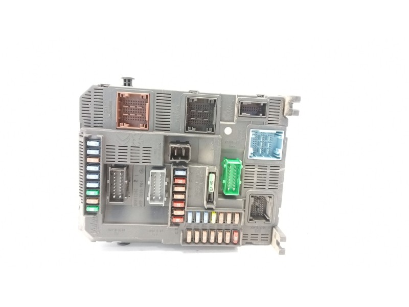 Recambio de caja reles / fusibles para peugeot 208 referencia OEM IAM 1608326080  9678355980