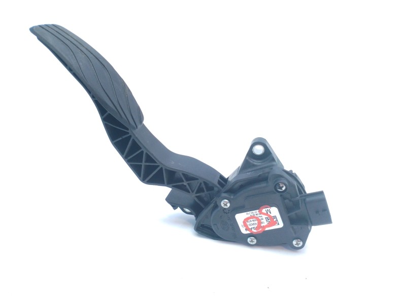 Recambio de pedal acelerador para renault kadjar bose edition referencia OEM IAM 180024BA0B  