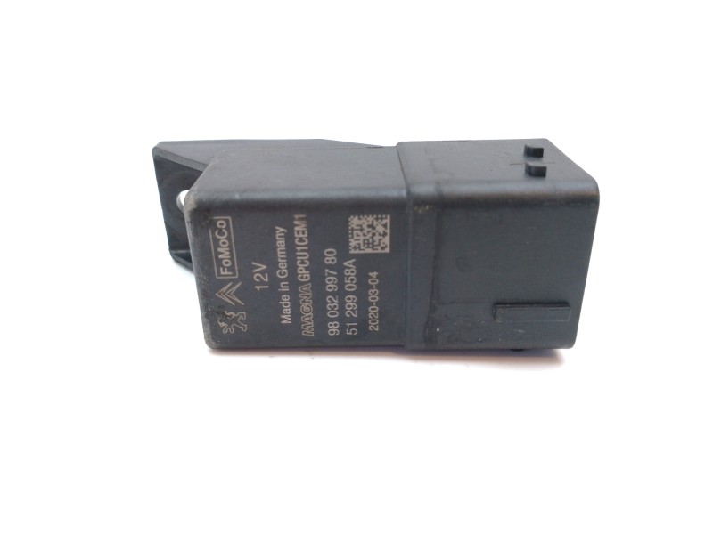 Recambio de caja precalentamiento para citroën jumpy fugón club m referencia OEM IAM 9803299780  