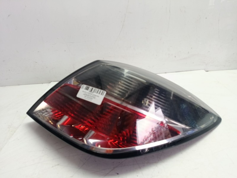 Recambio de piloto trasero derecho para opel astra h gtc (a04) 1.9 cdti 16v (l08) referencia OEM IAM 93183056  