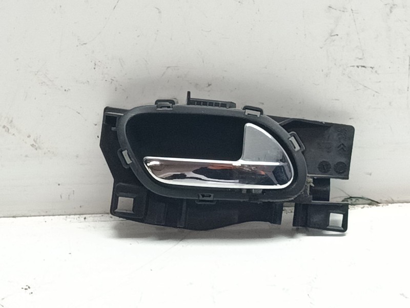Recambio de maneta interior delantera derecha para peugeot 5008 (0u_, 0e_) 1.6 bluehdi 120 referencia OEM IAM 9144F9  