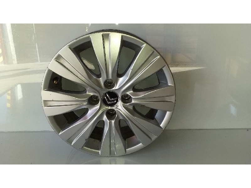 Recambio de llanta para citroën c3 picasso exclusive referencia OEM IAM 9681810880  