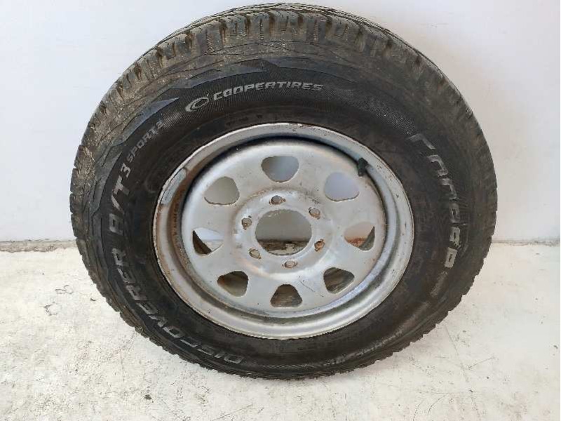 Recambio de juego llantas para nissan terrano/terrano.ii (r20) comfort referencia OEM IAM 4030037000  