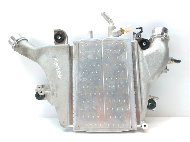 Recambio de intercooler para toyota hilux (kun) cabina doble dlx 4x4 referencia OEM IAM 1794011100  