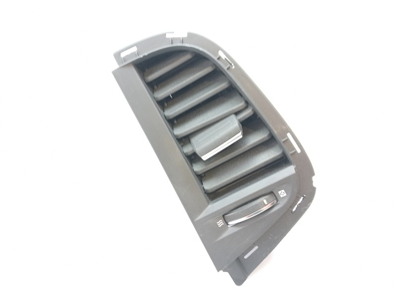 Recambio de rejilla aireadora para opel corsa b eco referencia OEM IAM 687501810R  