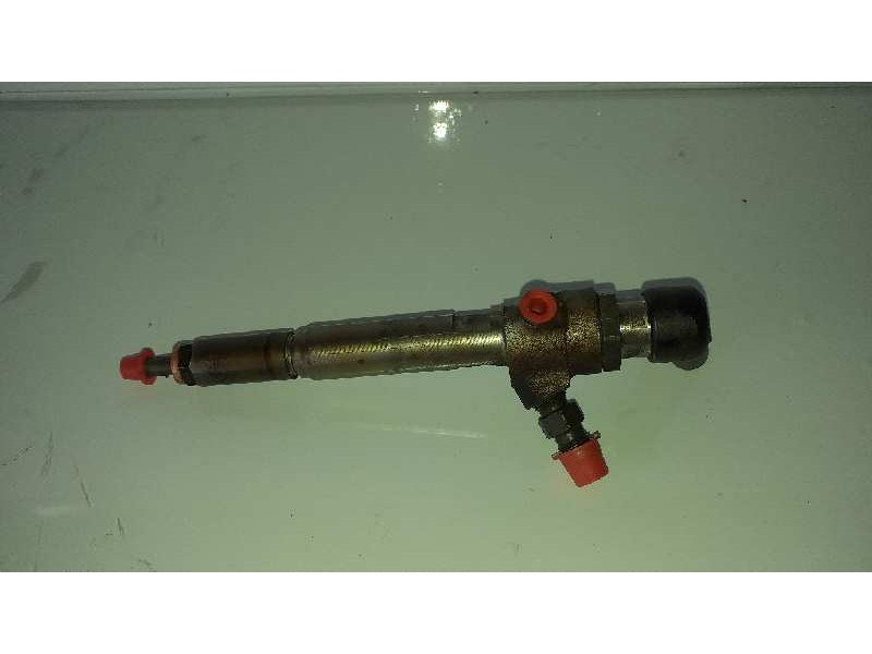 Recambio de inyector para renault megane iii berlina 5 p tomtom edition referencia OEM IAM 8200842205 8200294788 