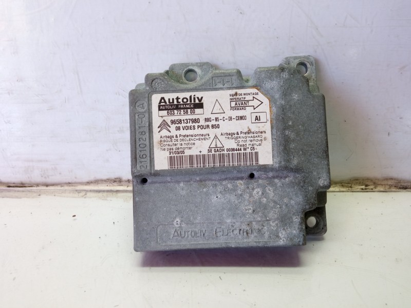 Recambio de centralita airbag para citroën c4 coupé (la_) 1.6 hdi referencia OEM IAM 9658137980 603725800 