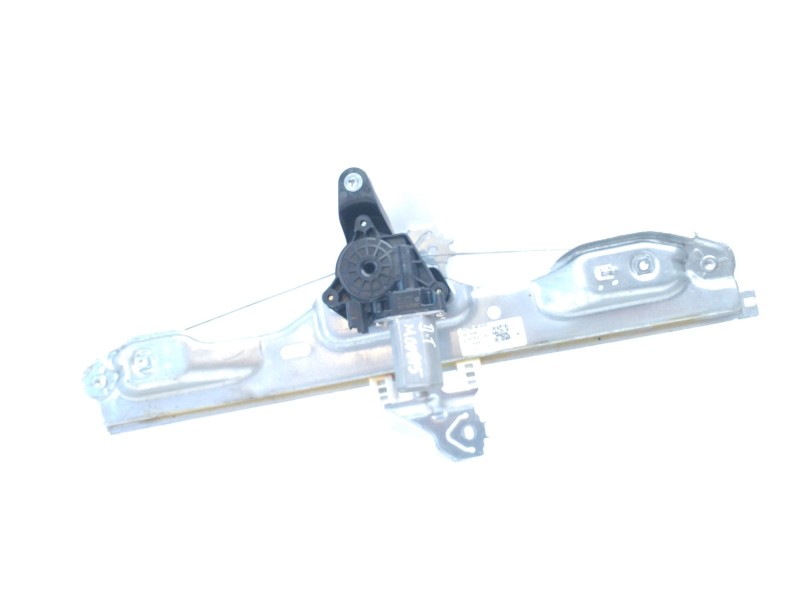 Recambio de elevalunas trasero derecho para renault kadjar bose edition referencia OEM IAM 827004EA0A  