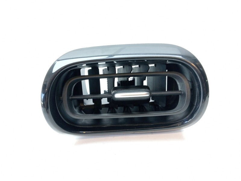 Recambio de rejilla aireadora para toyota yaris active referencia OEM IAM 55650K0070  