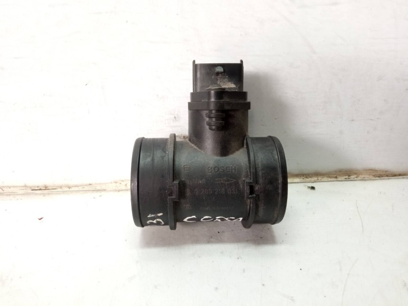 Recambio de caudalimetro para opel corsa c sport referencia OEM IAM 0280218031  