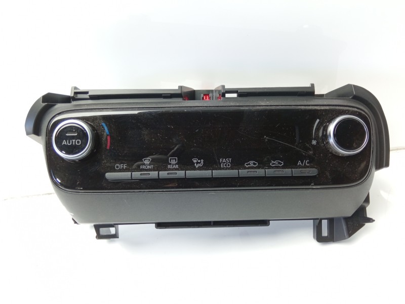 Recambio de mando calefaccion / aire acondicionado para toyota yaris 1.5 16v cat referencia OEM IAM 559000DN40 7070N26 