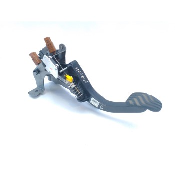 PEDAL EMBRAGUE 465038803R 