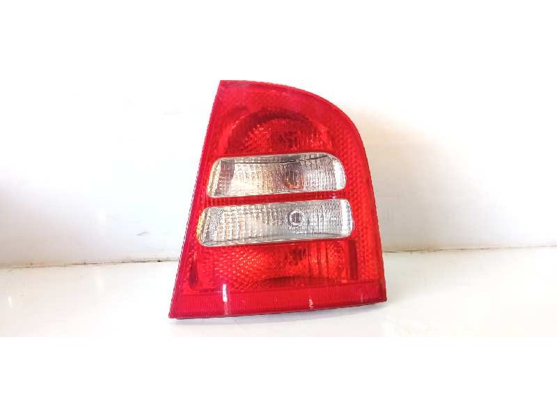 Recambio de piloto trasero derecho para skoda octavia berlina (1u2) tour referencia OEM IAM 1U6945096 1U6945112 