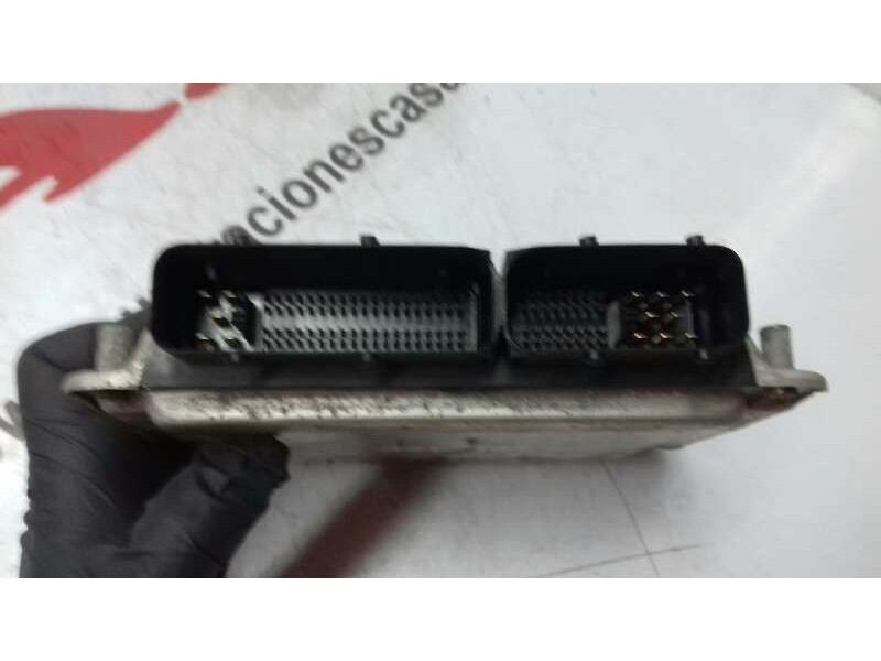 Recambio de centralita motor uce para volkswagen golf iv berlina (1j1) conceptline referencia OEM IAM 0281010497 038906019DF 