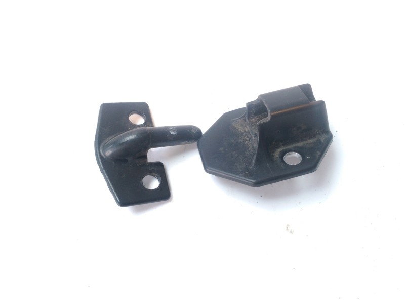 Recambio de moldura para peugeot partner kombi 1.6 blue-hdi fap referencia OEM IAM 9046A1  