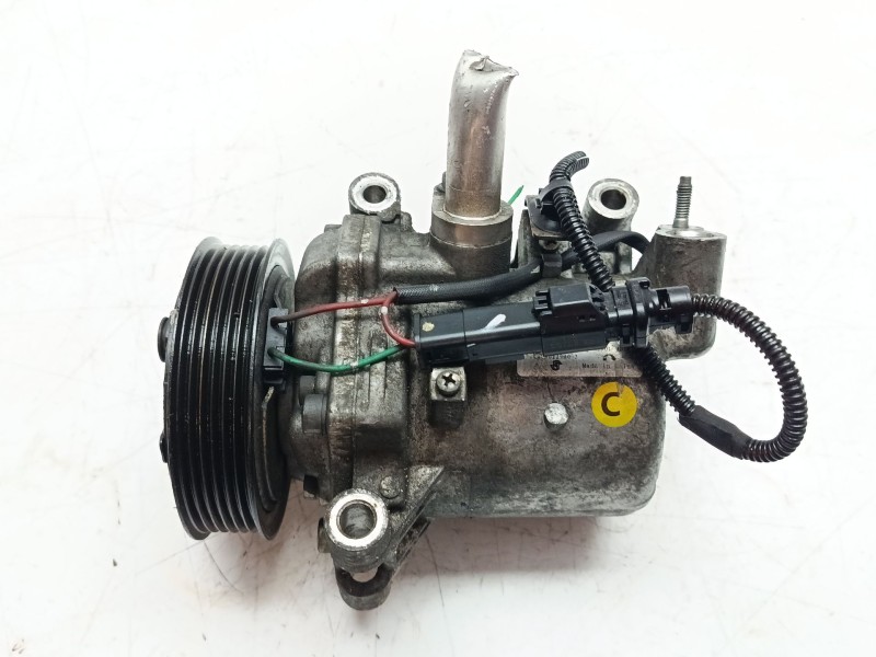 Recambio de compresor aire acondicionado para peugeot 208 referencia OEM IAM 9810349980  