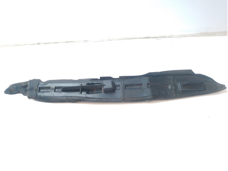 Recambio de moldura para peugeot partner kombi 1.6 blue-hdi fap referencia OEM IAM 7518LL  