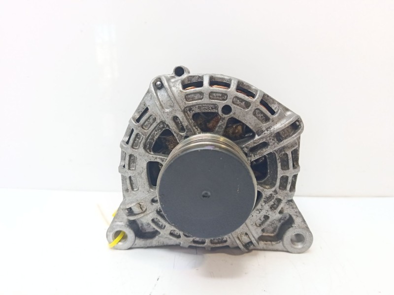 Recambio de alternador para peugeot 208 i (ca_, cc_) 1.2 puretech 82 referencia OEM IAM 9809391880  