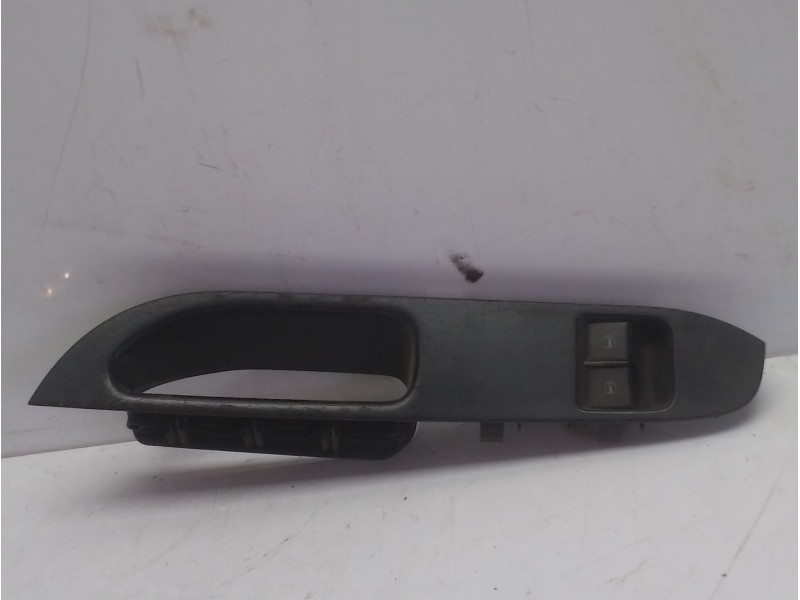 Recambio de mando elevalunas delantero izquierdo para seat ibiza (6l1) 1.9 tdi referencia OEM IAM 6L1867171D2R9  