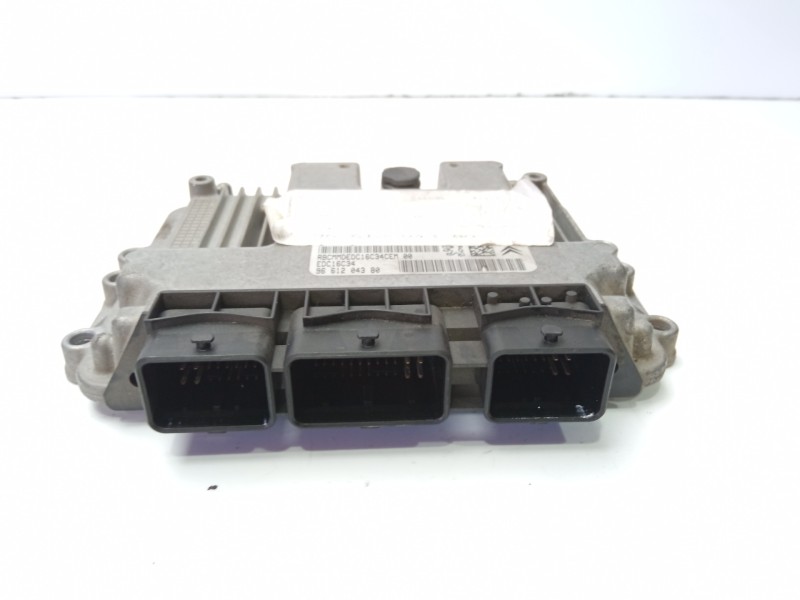 Recambio de centralita motor uce para citroën c4 berlina collection referencia OEM IAM 9661204380 EDC16C34 