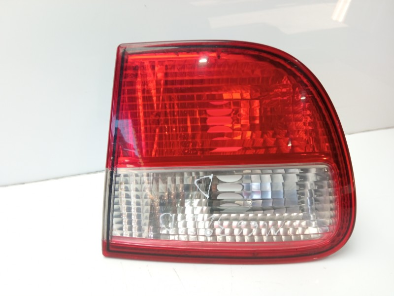 Recambio de piloto trasero derecho para seat leon (1m1) 1.9 tdi referencia OEM IAM 1M6945092B  