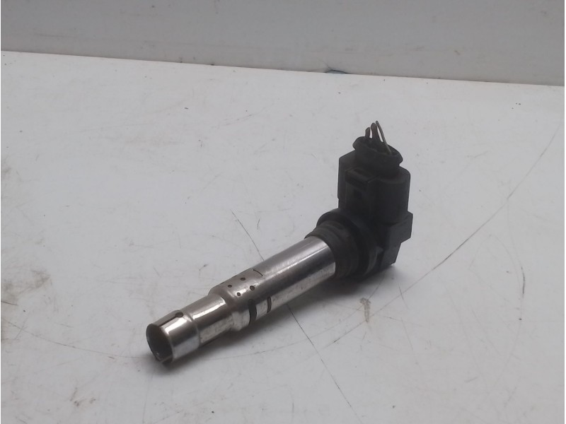 Recambio de bobina encendido para volkswagen scirocco (137) 1.4 tsi hurricane (90 kw) referencia OEM IAM 036905715  