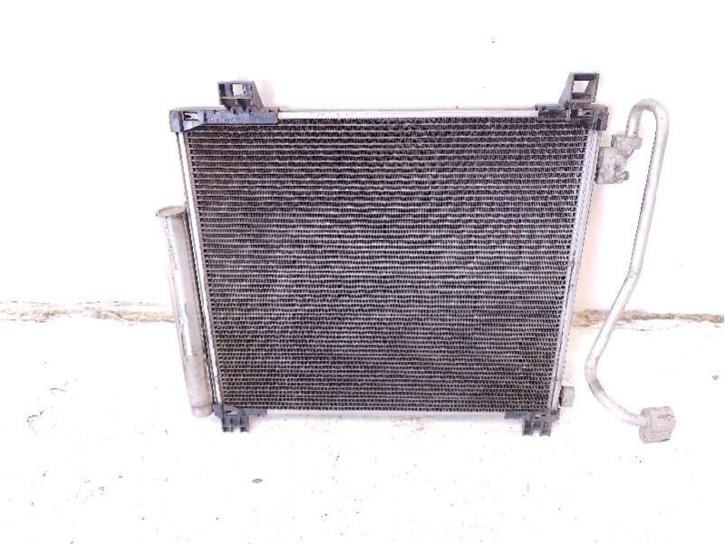 Recambio de condensador / radiador aire acondicionado para toyota iq 1.0 cat referencia OEM IAM 8846074010  
