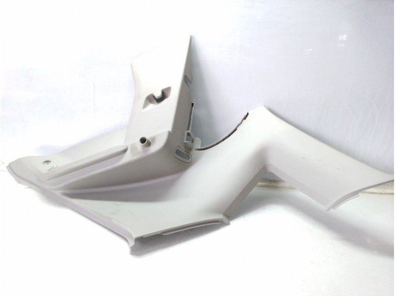 Recambio de moldura para seat leon (5f1) 2.0 tdi referencia OEM IAM 5F4867288Y20  
