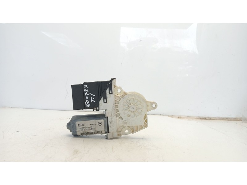 Recambio de motor elevalunas trasero izquierdo para seat leon (1p1) 1.9 tdi referencia OEM IAM 1K0959703NSE1  