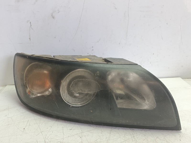 Recambio de faro derecho para volvo s40 ii (544) 2.0 d referencia OEM IAM 30698874  