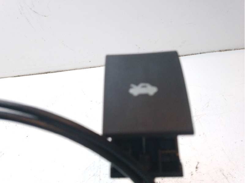 Recambio de cerradura capot para jeep compass ii 2.0 m-jet cat referencia OEM IAM 5VF85DX9AA  