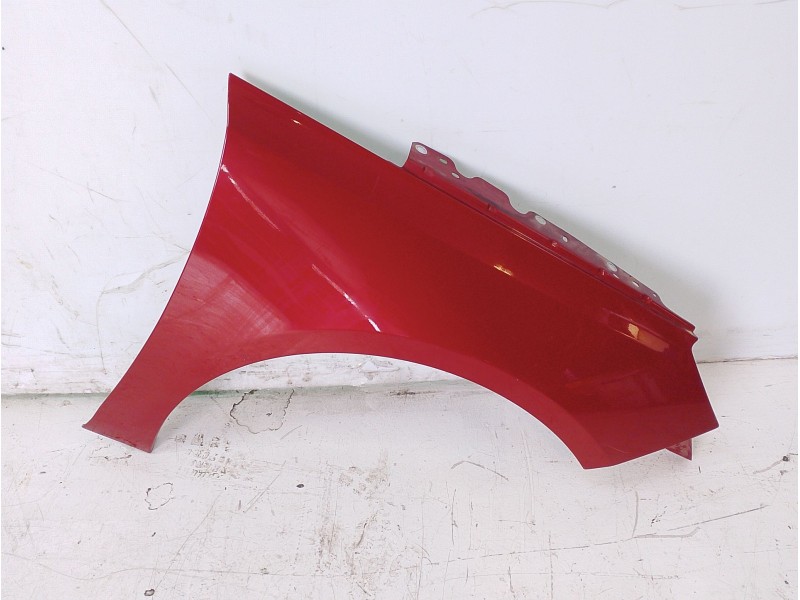 Recambio de aleta delantera derecha para peugeot 308 access referencia OEM IAM 9802164280  