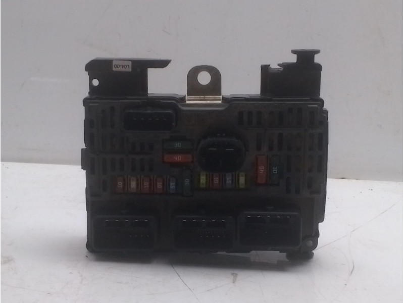 Recambio de caja reles / fusibles para citroën c4 coupé (la_) 1.6 hdi referencia OEM IAM 9661682780  