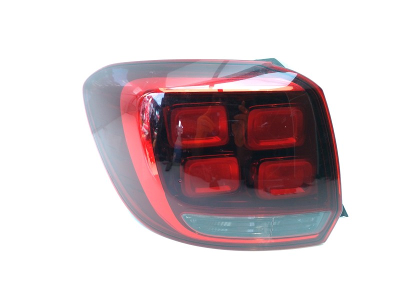Recambio de piloto trasero izquierdo para dacia sandero 1.0 tce cat referencia OEM IAM 265554938R  