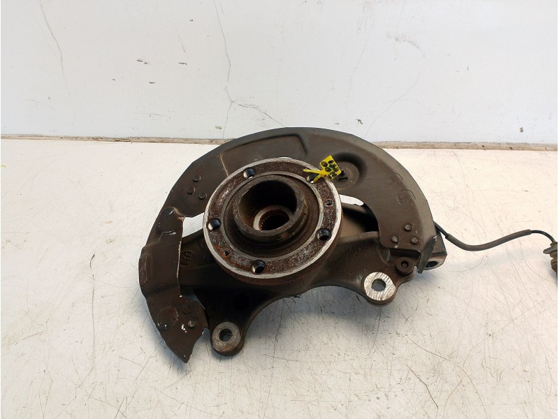 Recambio de mangueta delantera derecha para peugeot 308 access referencia OEM IAM 1610138080  