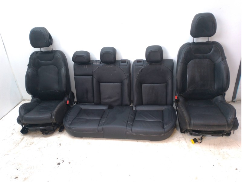 Recambio de juego asientos completo para citroën ds4 referencia OEM IAM 884731  