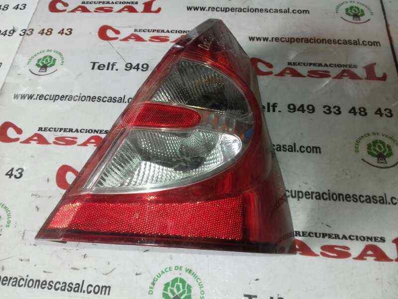 Recambio de piloto trasero derecho para dacia sandero laureate referencia OEM IAM 8200734824  