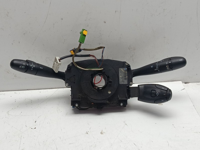 Recambio de mando multifuncion para peugeot 207/207+ (wa_, wc_) 1.6 hdi referencia OEM IAM 624252  