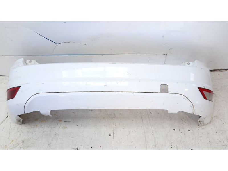 Recambio de paragolpes trasero para ford focus berlina (cap) referencia OEM IAM 1336747  